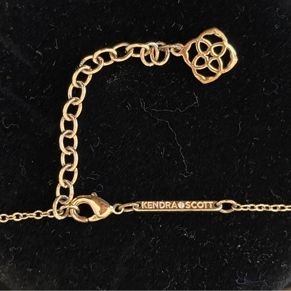 EUC Authentic Kendra Scott Elisa Rose Gold Pendant Necklace in Iridescent Drusy - Picture 6 of 7